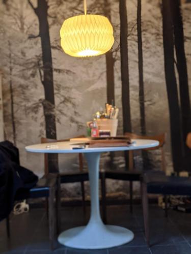 00100lrPORTRAIT_00100_BURST20200215085231787_COVER